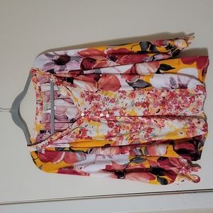 Fig and flowers blouse